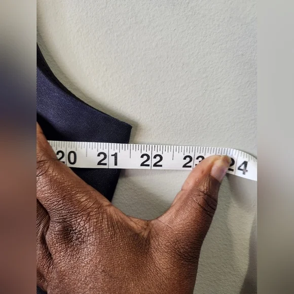 Buenos Ninos Beautiful Sleeveless Dress Dark Blue w Bold Red Floral Pattern - Picture 8 of 10